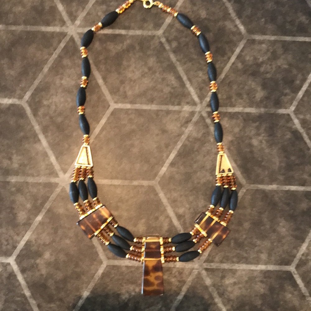 Necklace - Picture 6 of 9